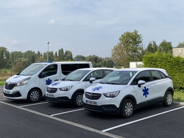 Bailleul Ambulances ambulance