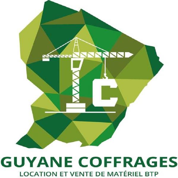 Guyane Coffrages grue, monte-charge et élévateur de chantier