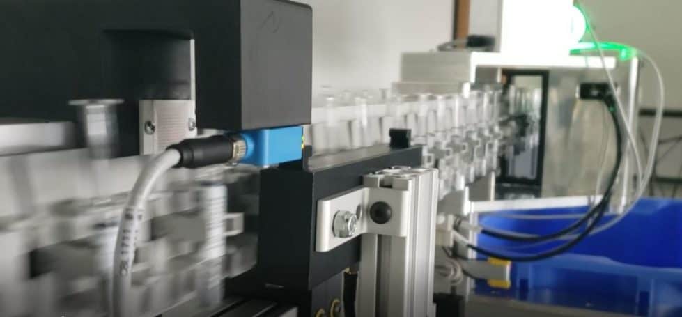Syringe tracking with RFID loop capture