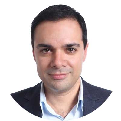 Portrait of Mazy Dar, CEO and co-founder of Here