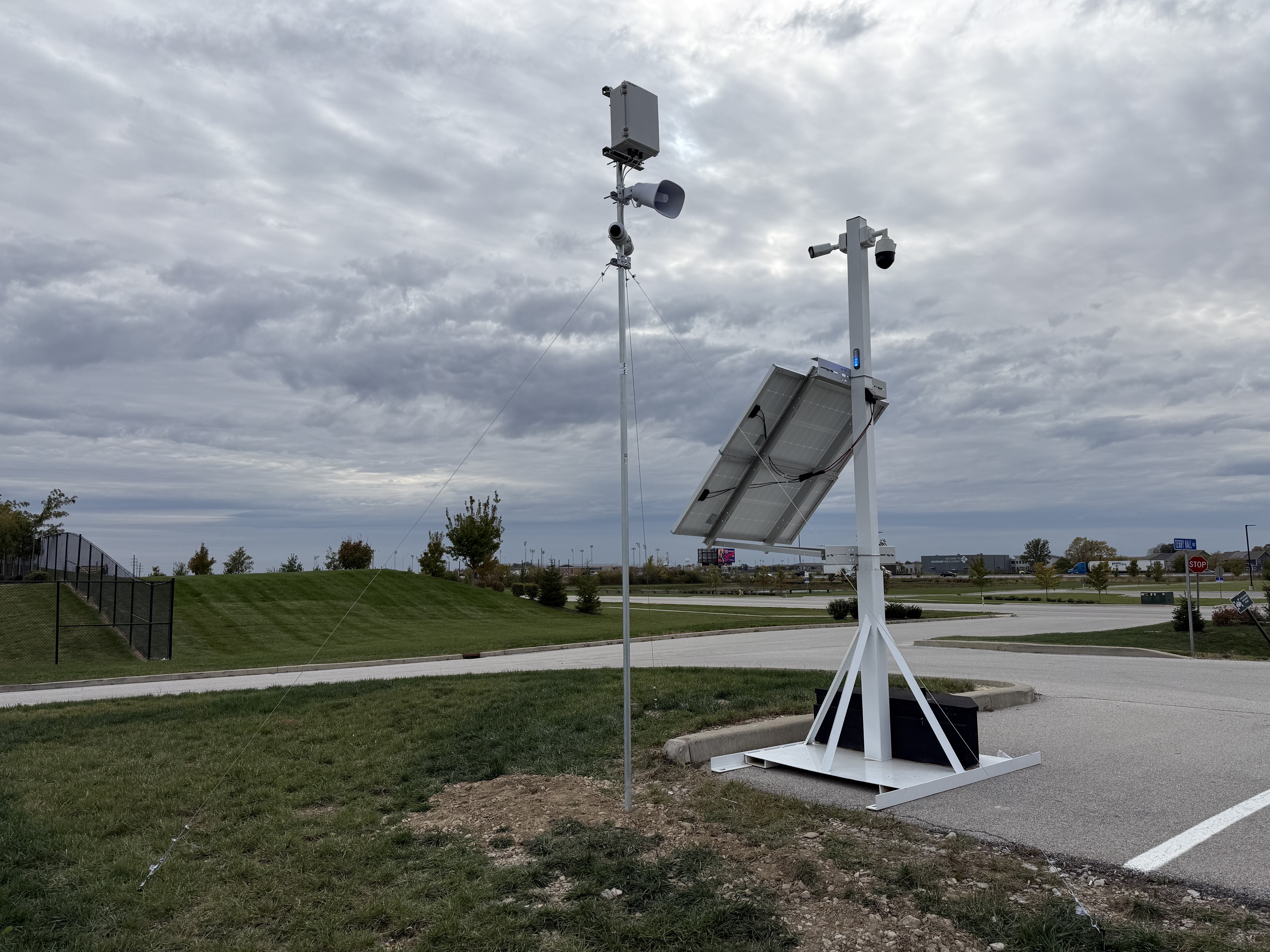 Custom Made Post with 2 x G6 Turret Cameras and AI Horn