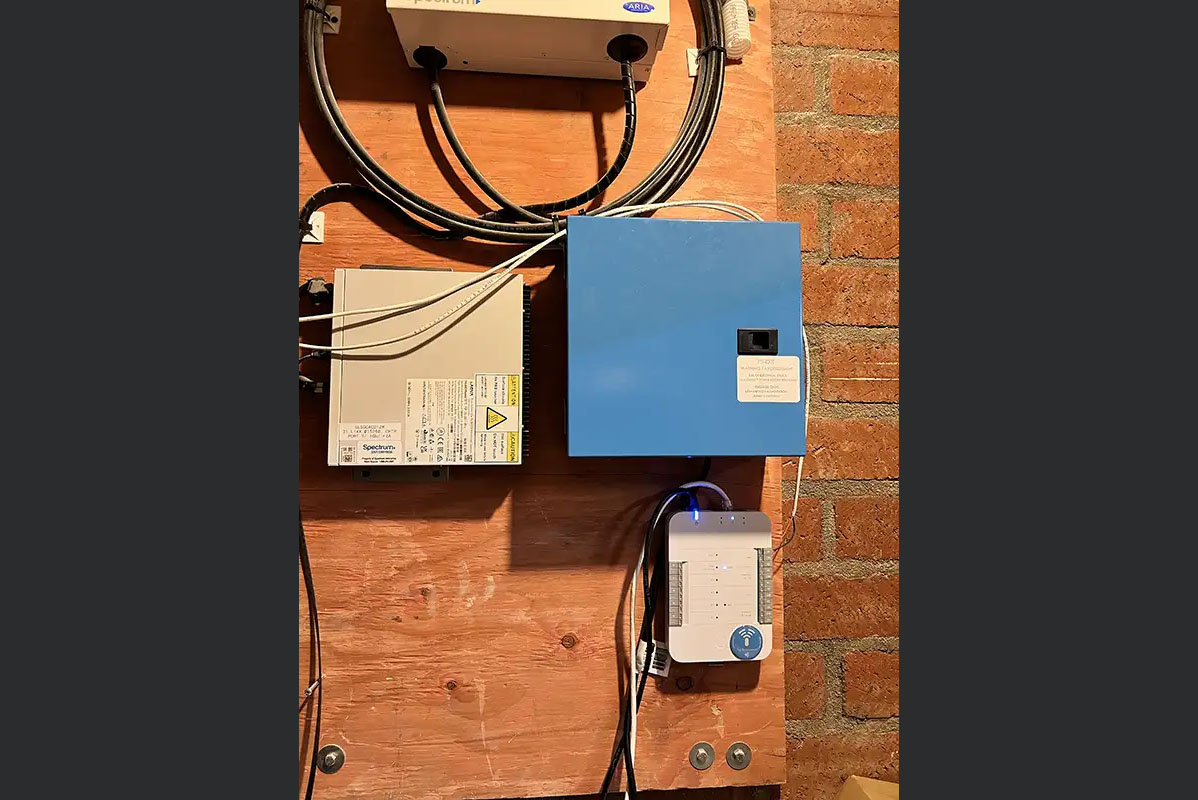 Ubiquiti Access Hub Wiring