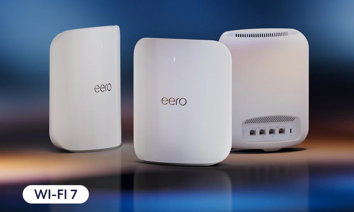 Wi-Fi 7 eero Max 7 Mesh Wi-Fi 7 Router 3 Pack for Total Home Coverage