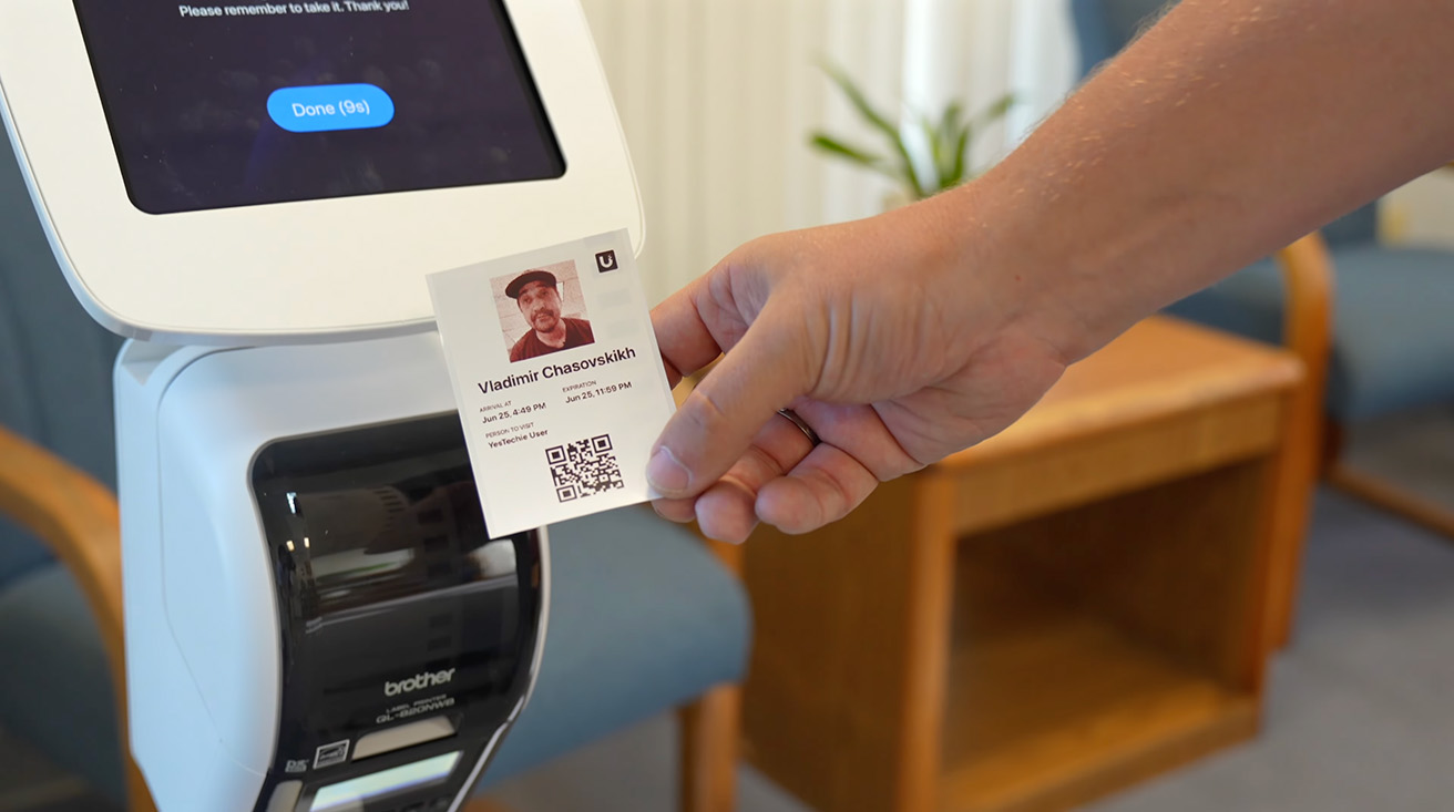 Can print a badge if a printer is set up