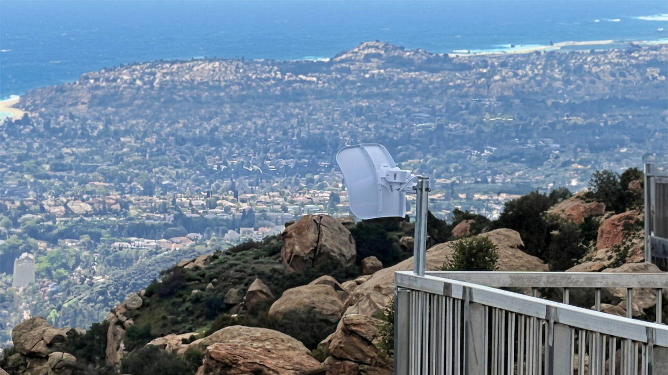 wireless bridge antenna