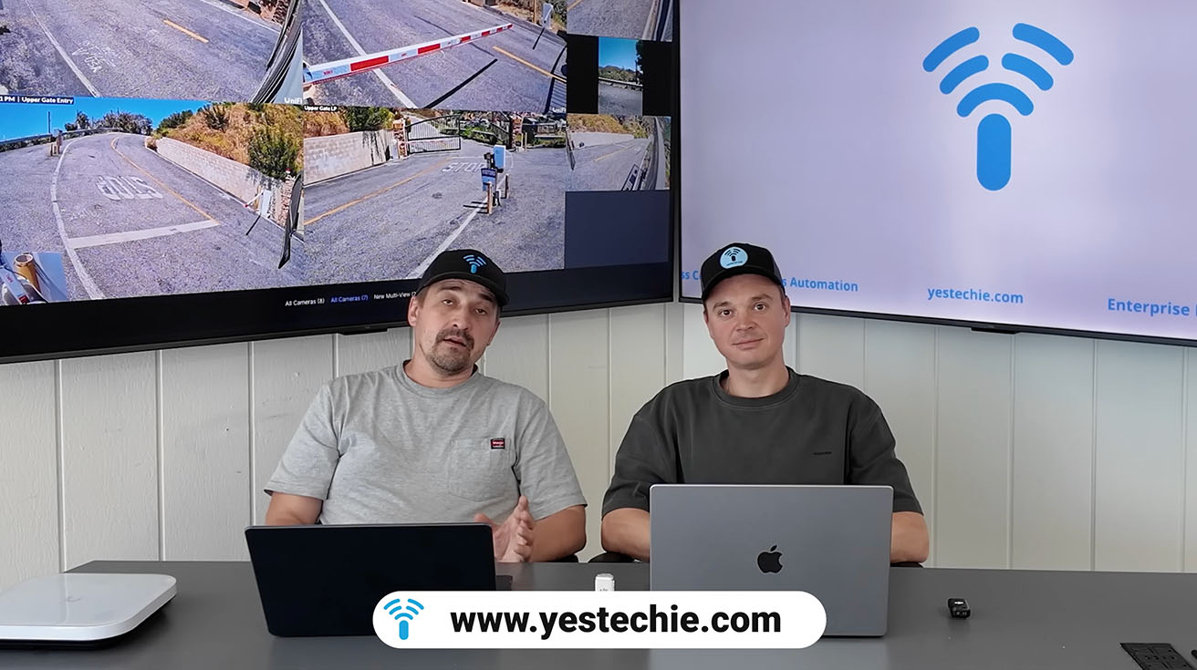 YesTechie team working on site