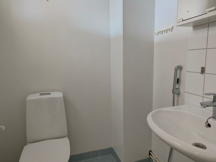 kuvattu 1/2026 yläkerran erillinen wc