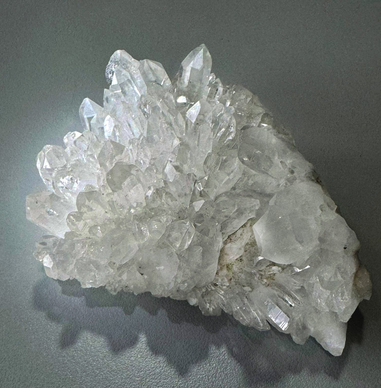 天然白水晶晶簇