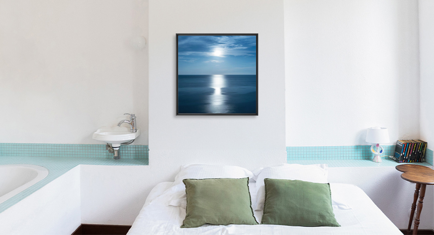 BIG MOON BIG BLUE - PO CHEN - Photographie