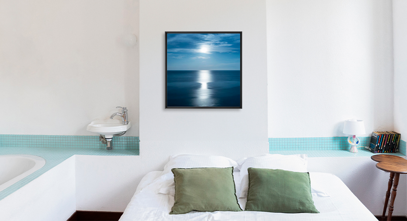 BIG MOON BIG BLUE - PO CHEN - Photograph