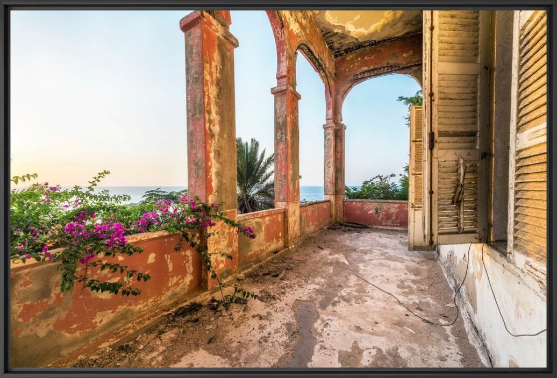 Kunstfoto TOPOPHILIA LA VILLA ROSE LIBAN - AURELIEN VILLETTE - Foto schilderij