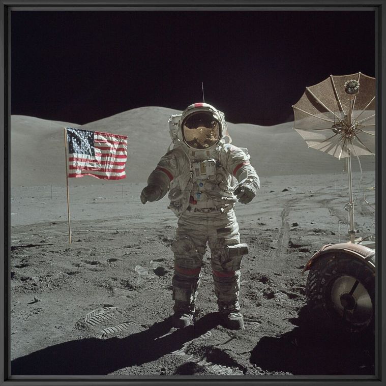 Kunstfoto APOLLO 17 EUGENE A.CERNAN -  CHASSEURS DE NUITS - Foto schilderij