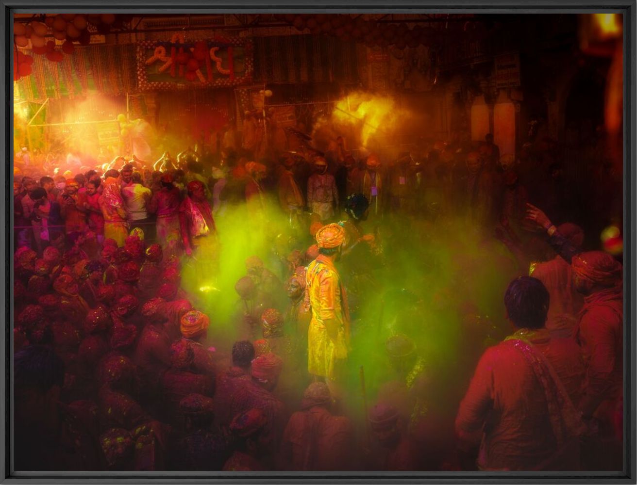 Fotografia Aura of holi - Dheeraj Khandelwal - Pittura di immagini