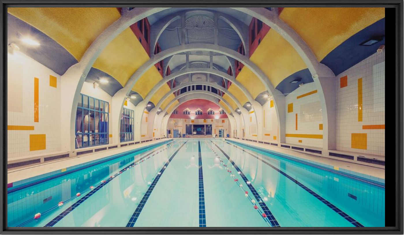 Photograph Piscine de la Butte aux Cailles Paris - FRANCK BOHBOT - Picture painting