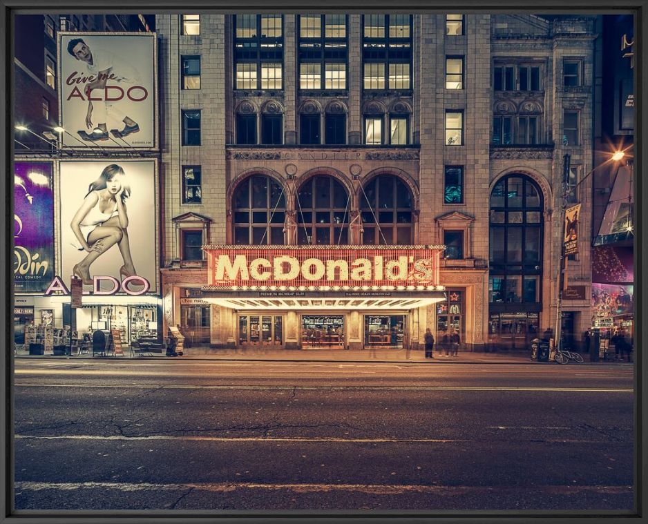 Fotografie The McDonald's times square NY - FRANCK BOHBOT - Bildermalerei