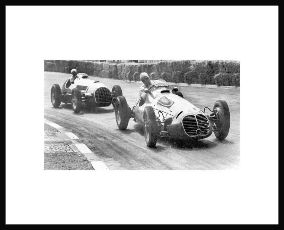 Photograph Fangio remporte le Grand Prix Automobile de Pau 1950 -  GAMMA AGENCY - Picture painting
