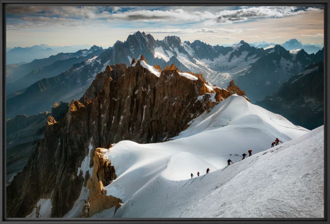 Tableau grand format montagne enneigée : photo d'artiste