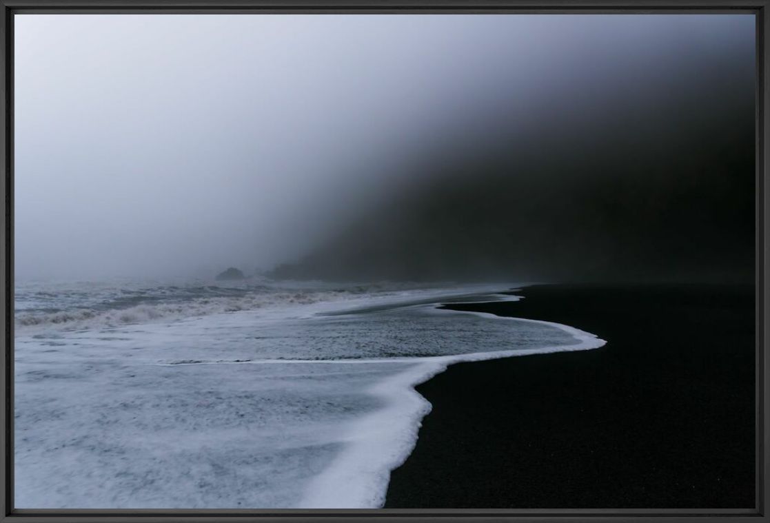 Kunstfoto BLACK SAND BEACH OF VIK-ICELAND - JAN ERIK WAIDER - Foto schilderij