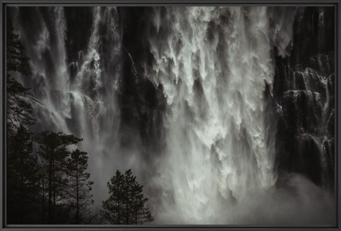 Photograph DARK FALLS-NORWAY - JAN ERIK WAIDER - Picture painting