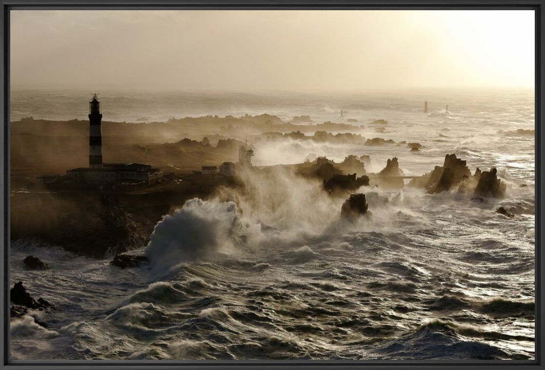 Fotografia Le phare du Créac'h - JEAN GUICHARD - Pittura di immagini