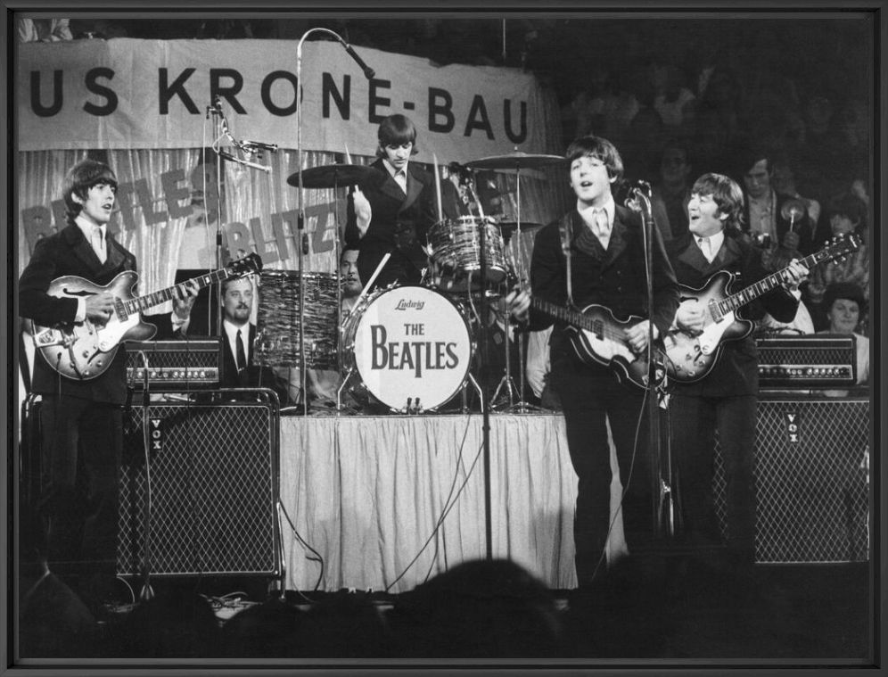 Photographie Beatles on the stage -  KEYSTONE AGENCY - Tableau photo