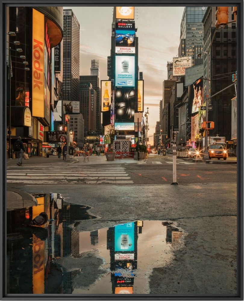 Kunstfoto TIMES SQUARE MORNING LIGHTS - LUDWIG FAVRE - Foto schilderij