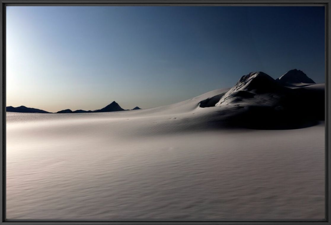 Photograph ISLANDE AU SOMMET - MATTHIEU RICARD - Picture painting