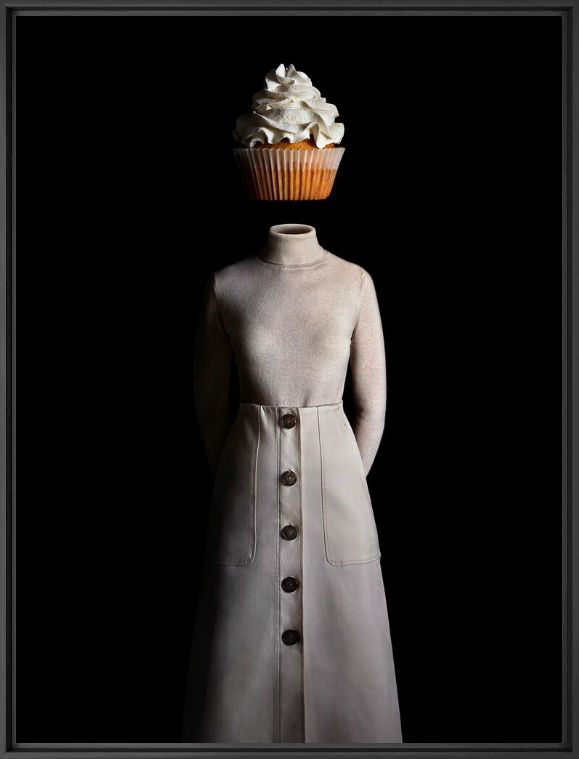 Photographie CECI N EST PAS UN CUPCAKE - MIGUEL VALLINAS - Tableau photo