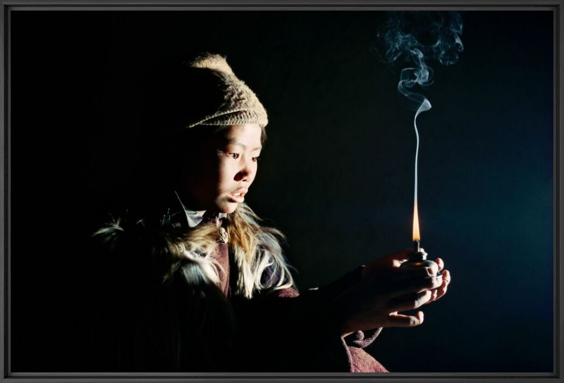 Kunstfoto VEILLÉE DANS LA PIÈCE D'HIVER - OLIVIER FOLLMI - Foto schilderij