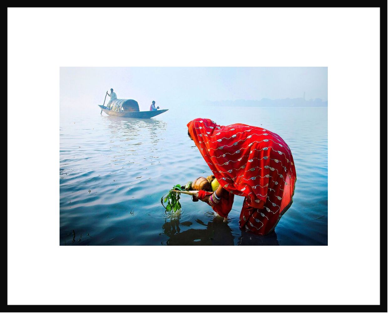 Kunstfoto Morning prayer - Pranab Basak - Foto schilderij