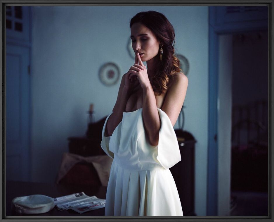 Photographie BLUE ROOM - RUSLAN LOBANOV - Tableau photo