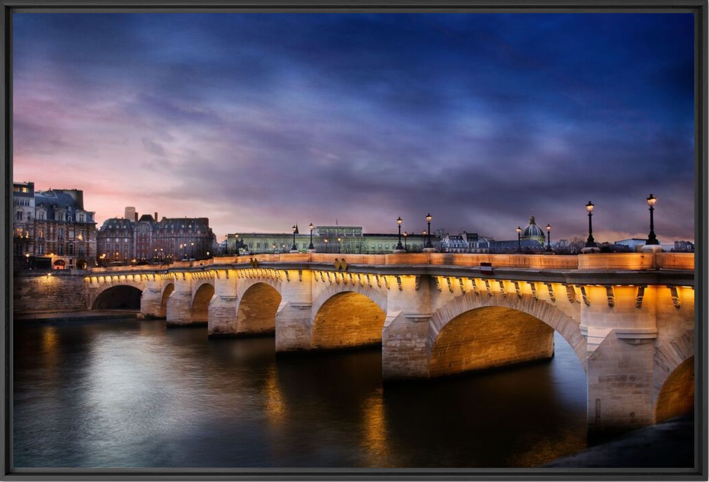 Kunstfoto Le pont neuf by night - SERGE RAMELLI - Foto schilderij