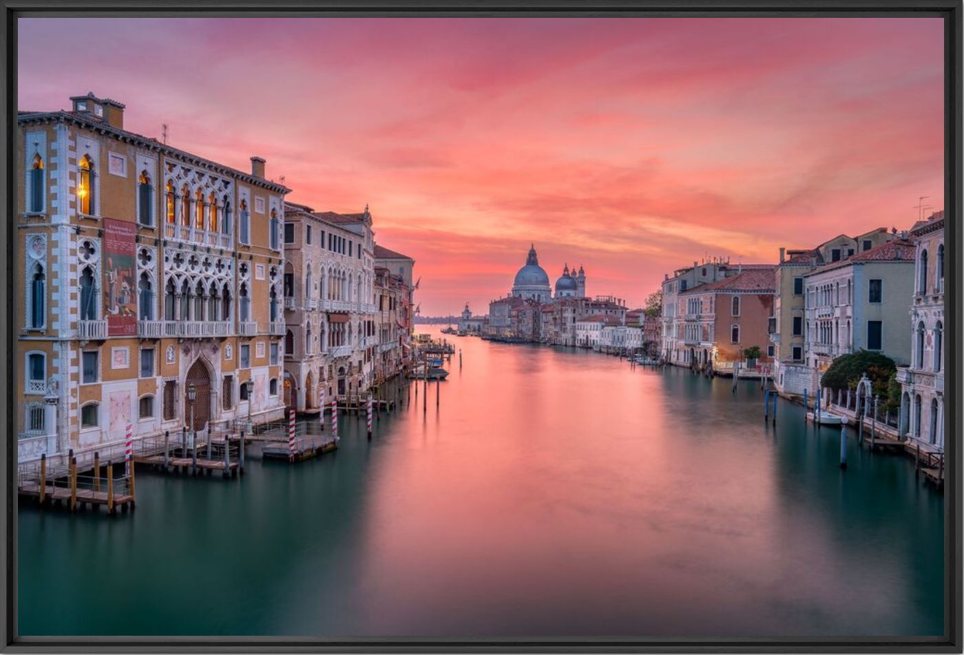 Kunstfoto Sunrise in Venice - Thijs Spuijbroek - Foto schilderij