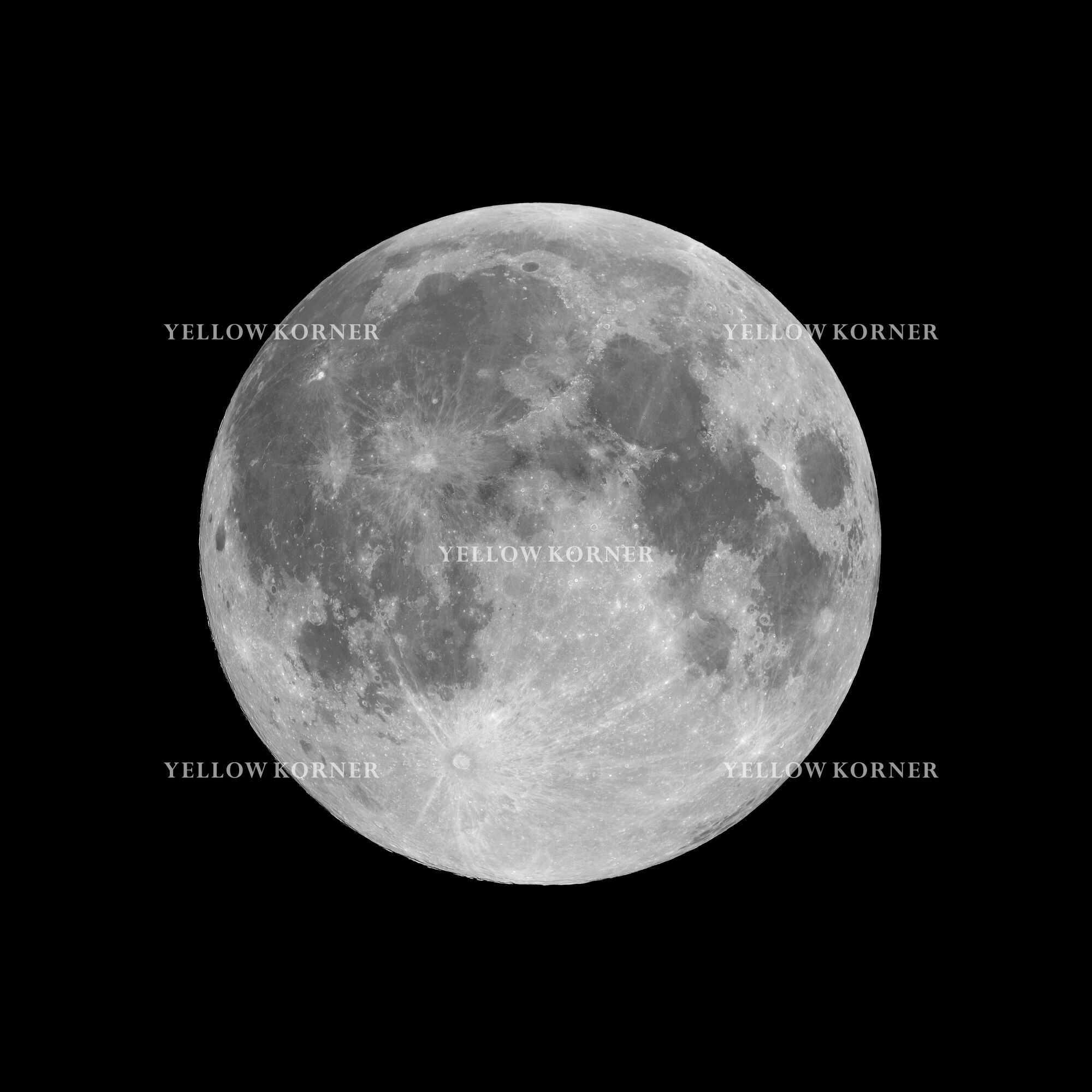 Pleine lune, Moon, CHRISTIAN ARSIDI · Art photographs · YellowKorner