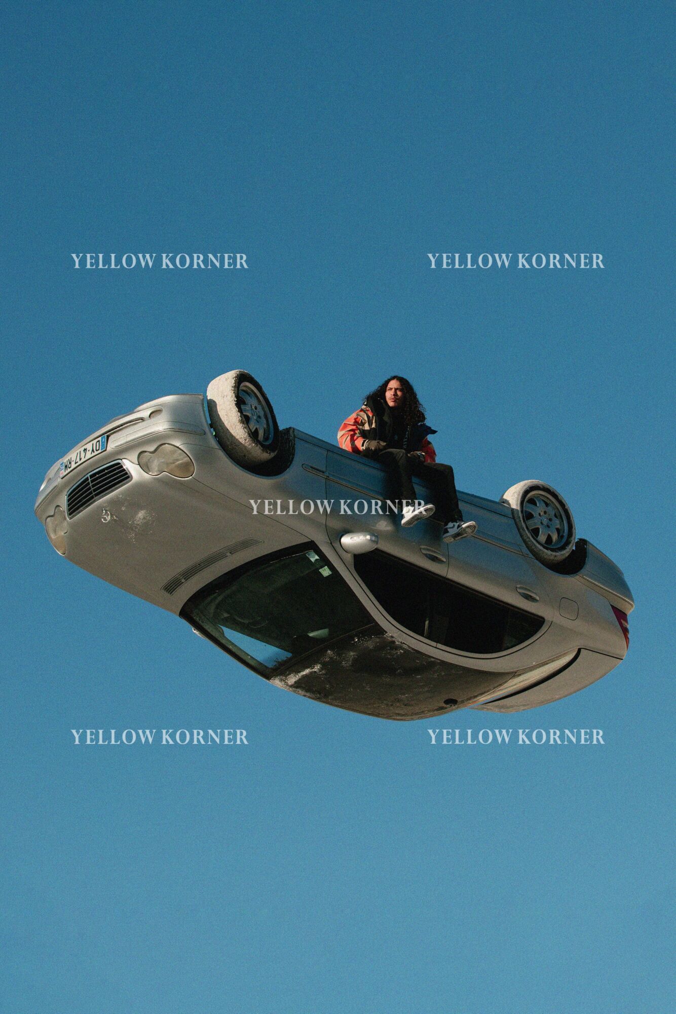 Fly, Surrealist, Fifou · Art photographs · YellowKorner