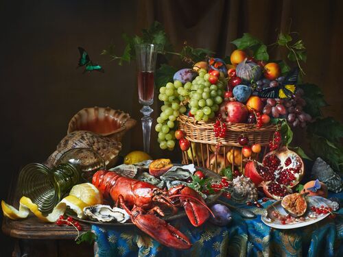 With lobster and fruits - Alena Kutnikova - Kunstfoto