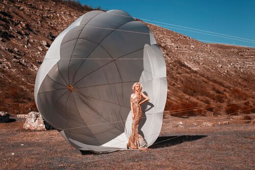 Parachute - Alexey Vladimir - Photograph
