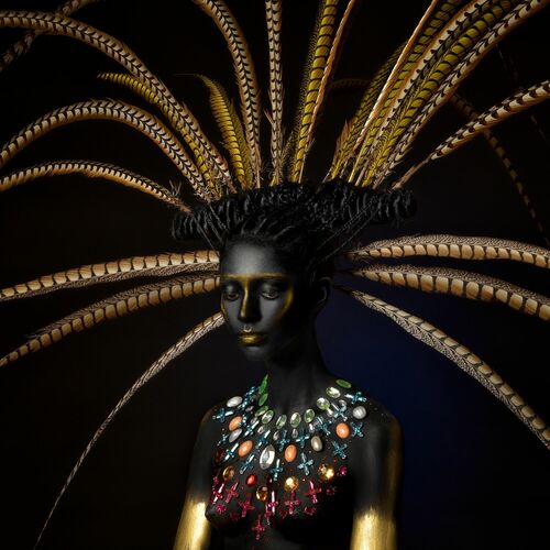 THE THOUGHT OF A MAYAN QUEEN - ALFREDO SANCHEZ - Kunstfoto