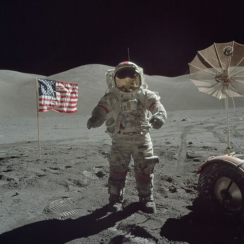 APOLLO 17 EUGENE A.CERNAN -  CHASSEURS DE NUITS - Photographie