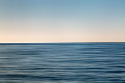 Soleil couchant à la mer - Fan Li - Photograph