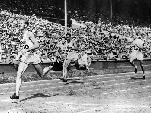 Finale du 400 m haies aux Jeux Olympiques de Londres le 31 juillet 1948 -  GAMMA AGENCY - Photograph