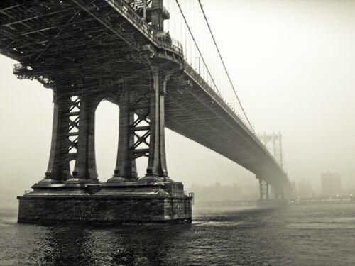 Manhattan Bridge dans la brume - GUILLAUME GAUDET - Photograph