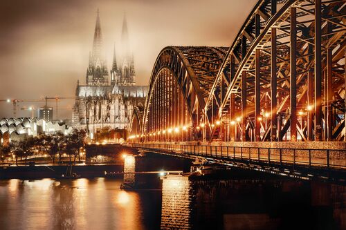 Cologne night 1 - Jorg Wanderer - Fotografía
