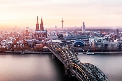 Cologne sunset 1 - Jorg Wanderer - Photograph