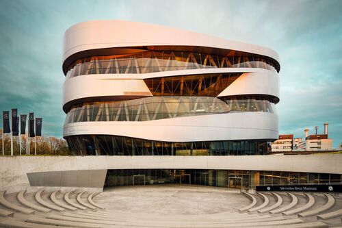 Mercedes-Benz museum - Jörg Wanderer - Photograph