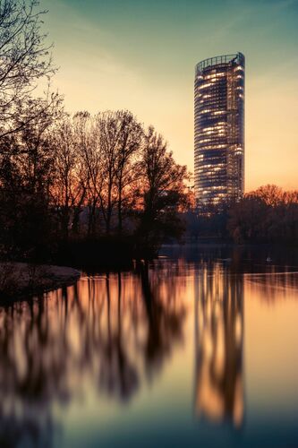 Posttower 1 - Jörg Wanderer - Kunstfoto