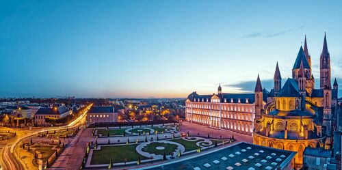 ABBAYE AUX HOMMES ET L HOTEL DE VILLE - JULES VALENTIN - Fotografia