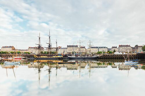 L HERMIONE ET LE BELEM - JULES VALENTIN - Kunstfoto