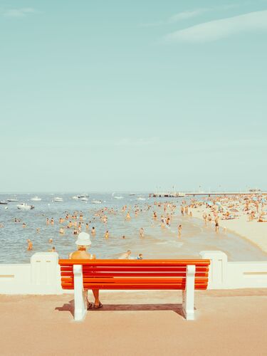 Seaside solitude - LUDWIG FAVRE - Fotografia