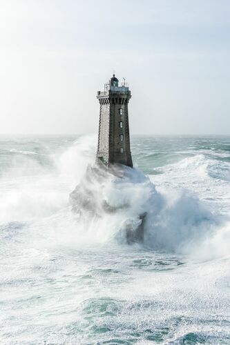 TEMPETE AU PHARE DE LA VIEILLE - MATHIEU RIVRIN - Fotografie